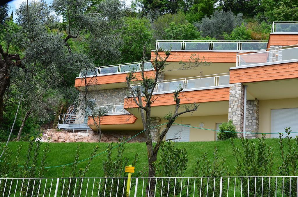 Residence Il Poggio Al Sole Toscolano Maderno Eksteriør billede