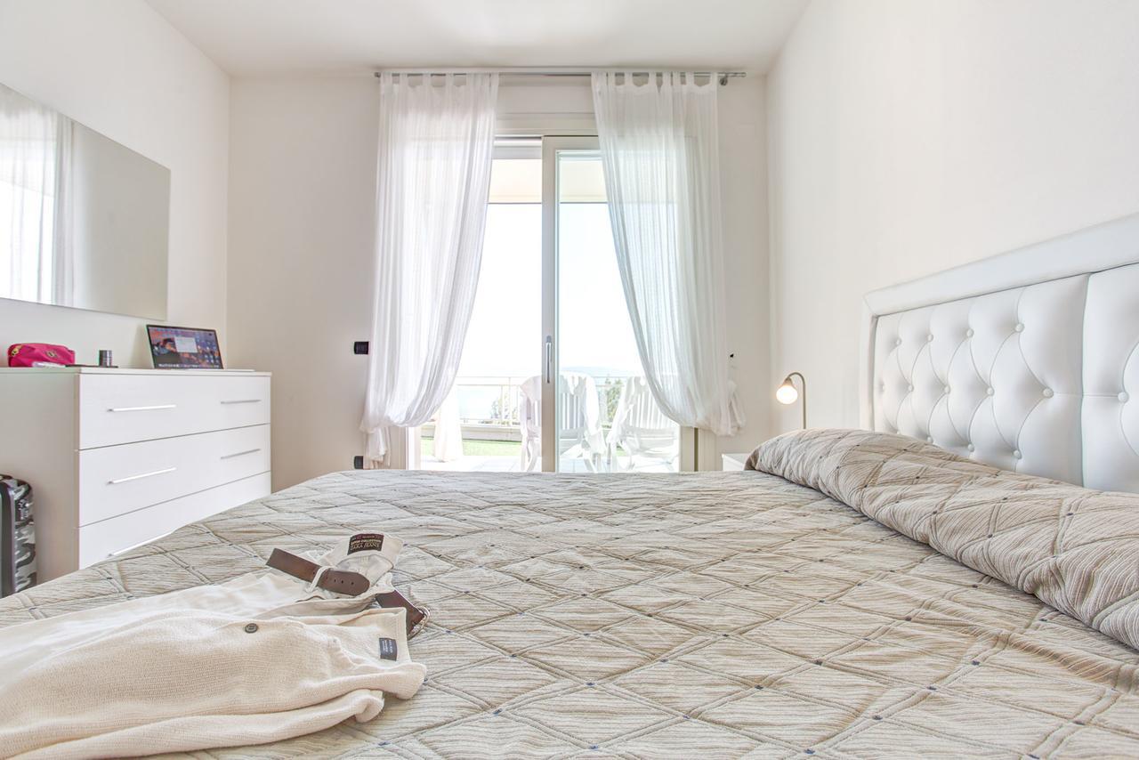 Residence Il Poggio Al Sole Toscolano Maderno Eksteriør billede